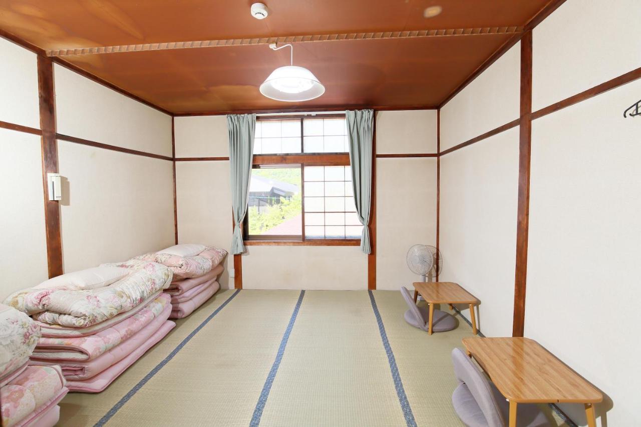Guest House Shikotsu Kamui Csitosze Kültér fotó